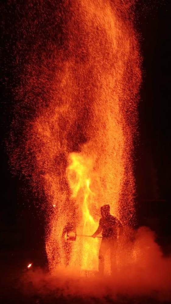 Haaaaaammer Feuereffekte mit bis zum 8 Meter hohen Flammen